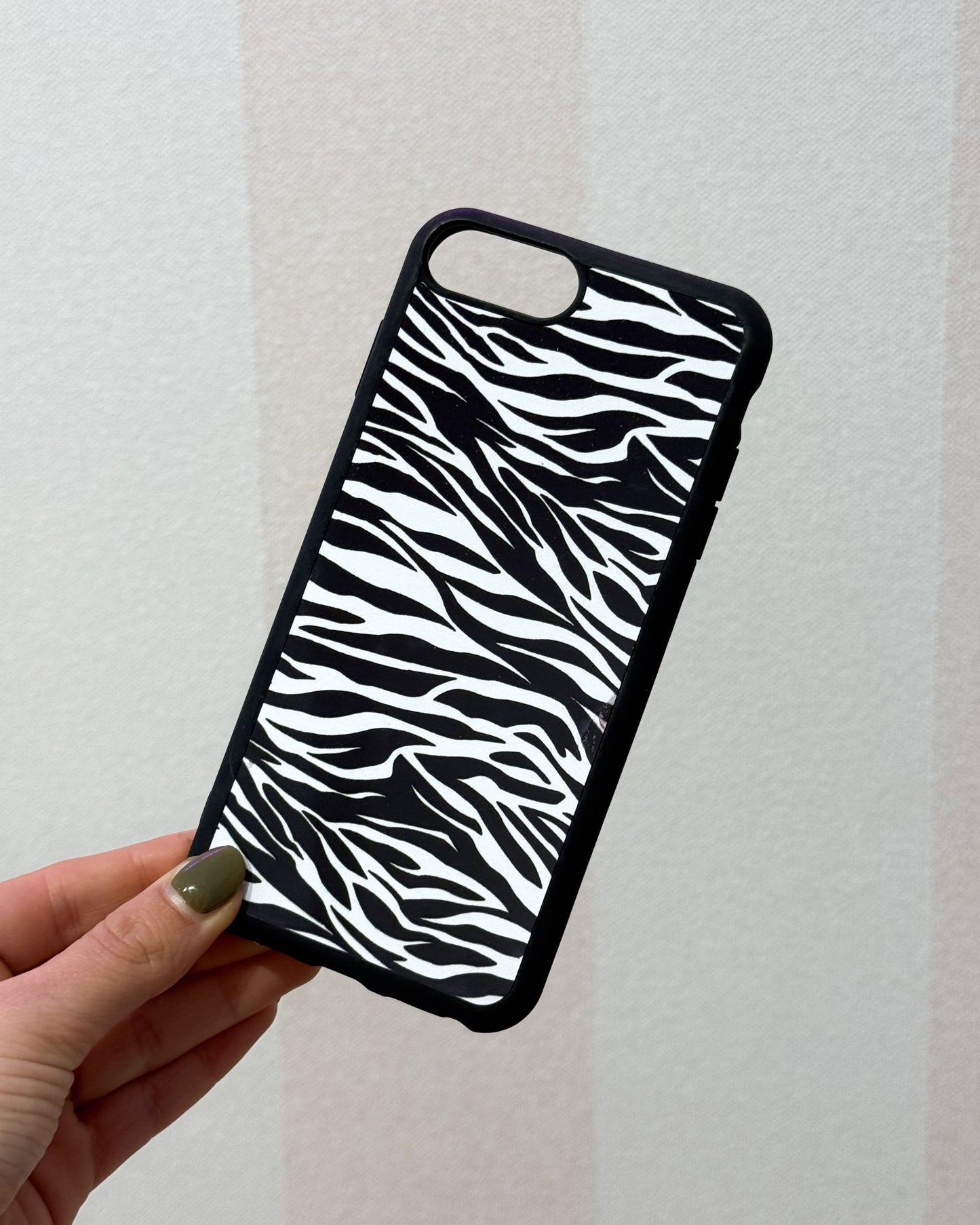 Case Zebra