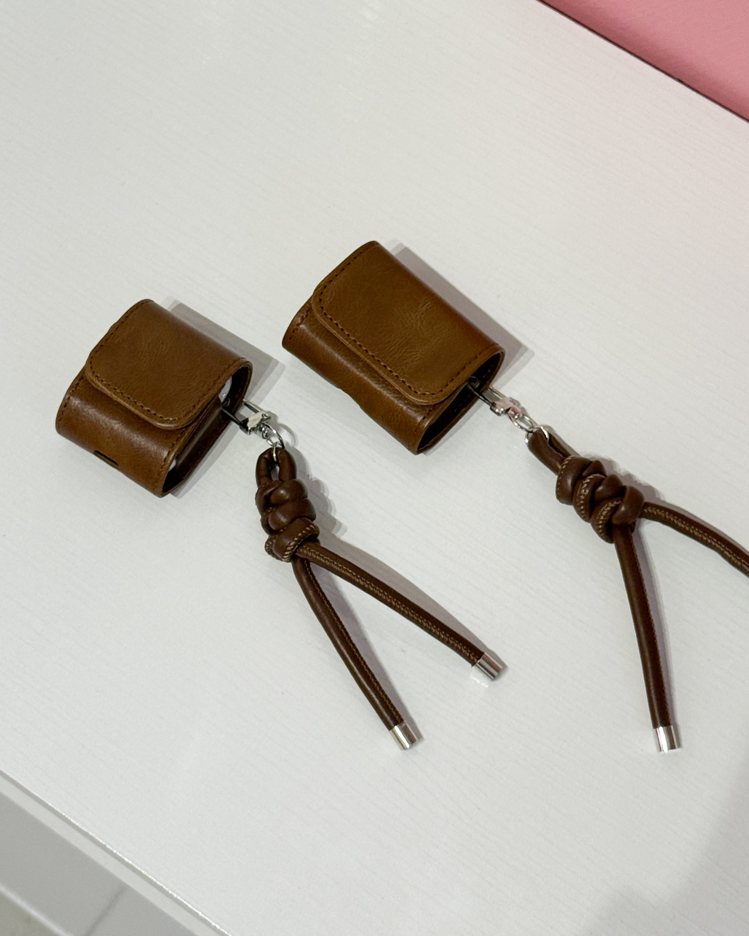 Case AirPods Eco Cuero / Marrón