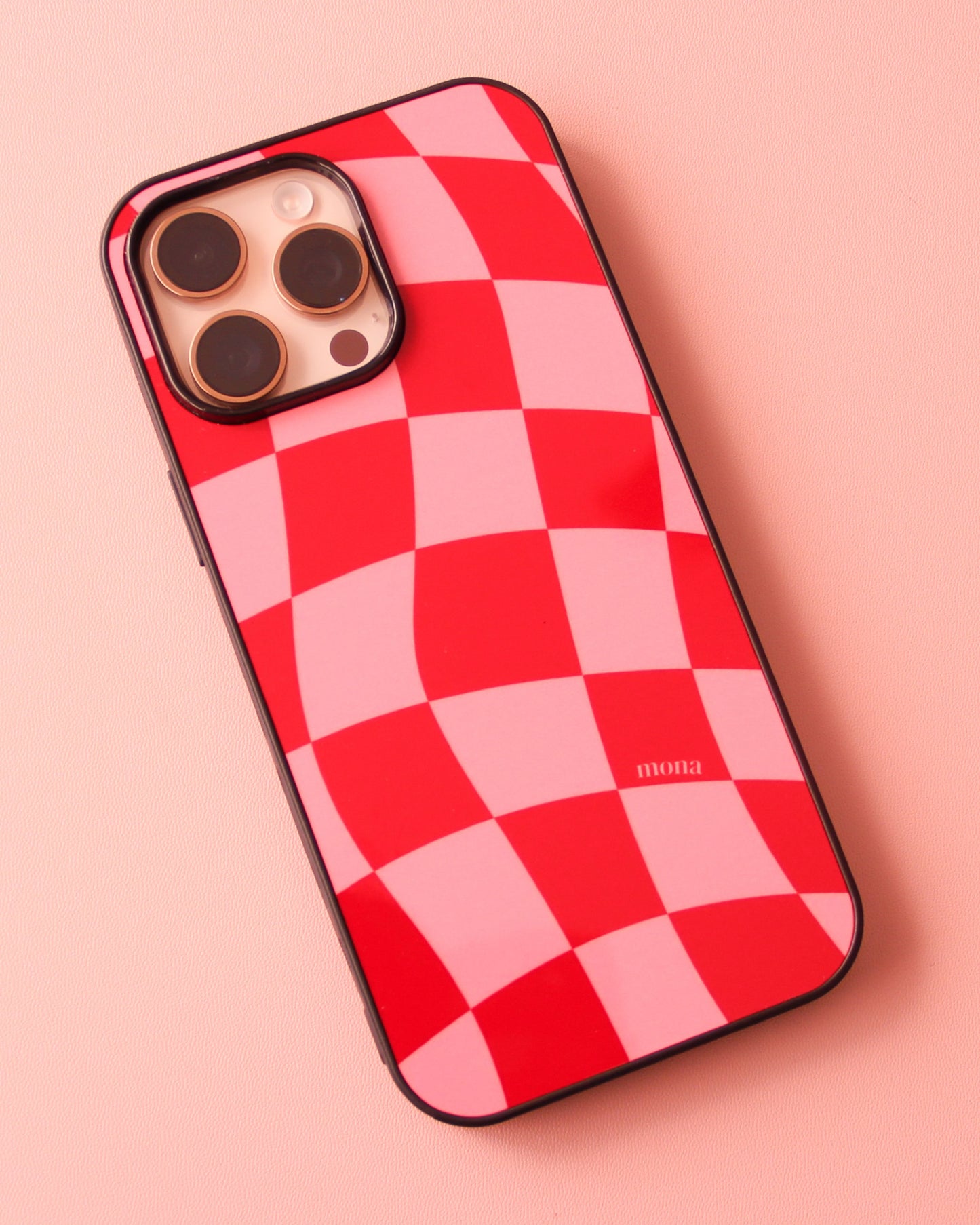Case Damero Rosa