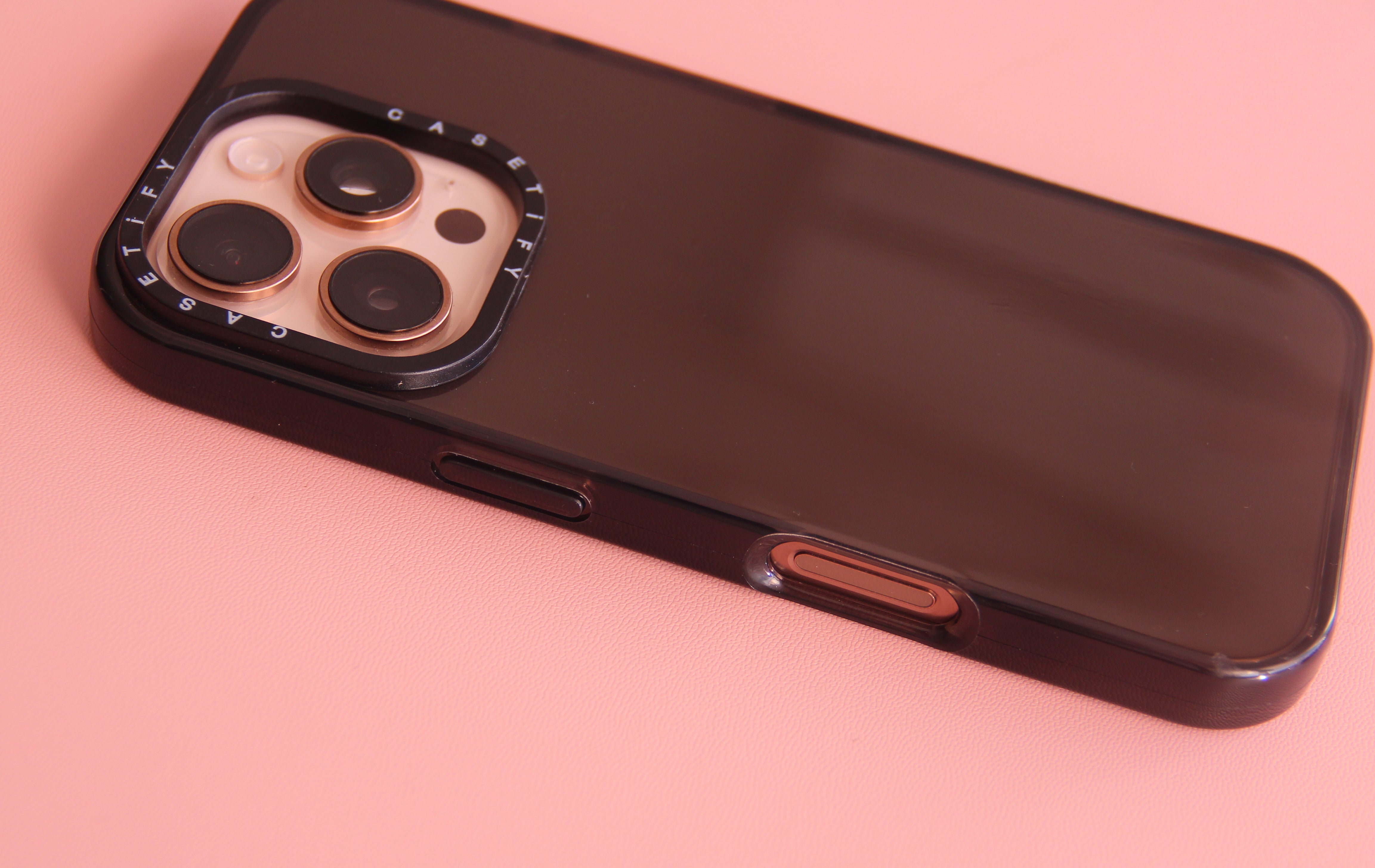 Casetify Transparente Negra